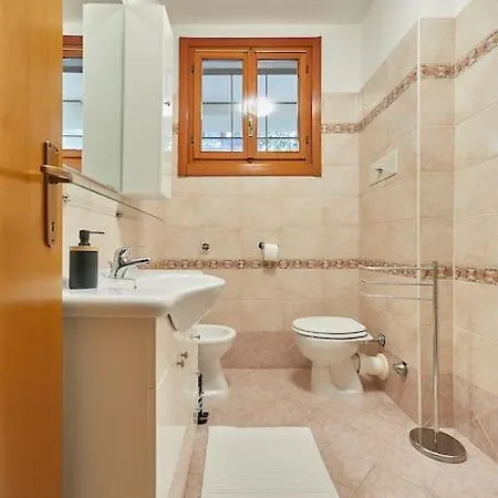 Flat Number 8 * Milan